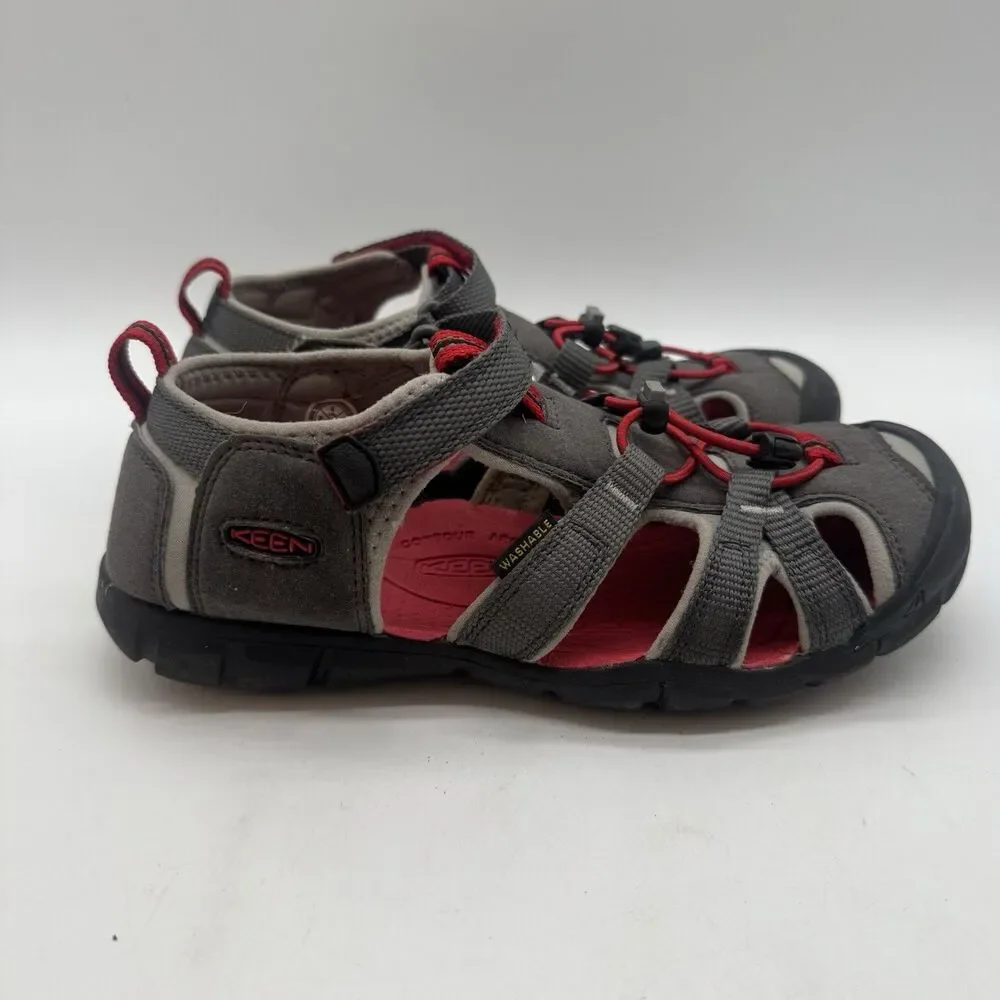 Keen Seacamp II CNX Sport Sandals Youth 4 Gray & Red Lace Lock Washable 1022985